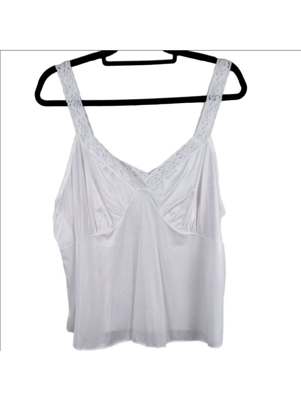 Dixie Belle White Nylon Anti-Static Lace Detail V-Neck Slip Over Camisole Top